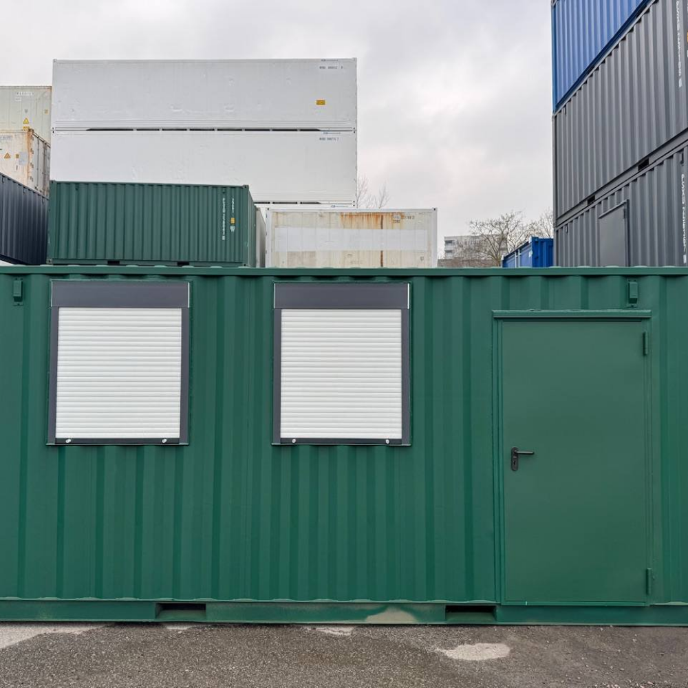20-Fuß Lagercontainer ONE WAY mit Fenster & Personentür kaufen – Neu, sicher & sofort verfügbar